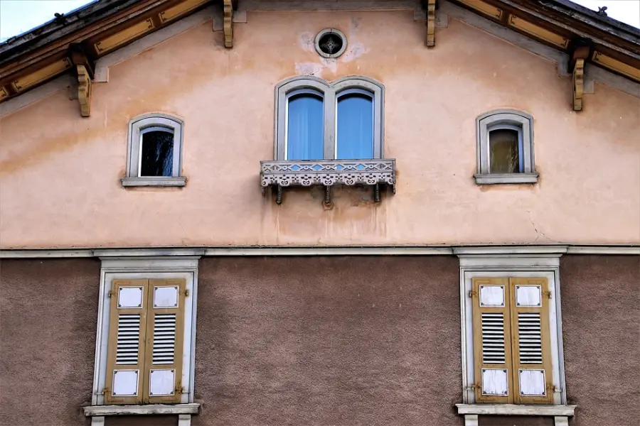 La differenza tra le tapparelle manuali e le tapparelle motorizzate